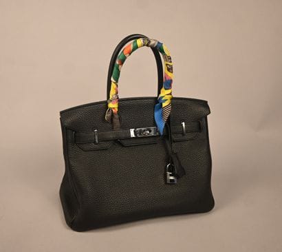 Hermès Birkin 30 – Sac en cuir grainé noir,...