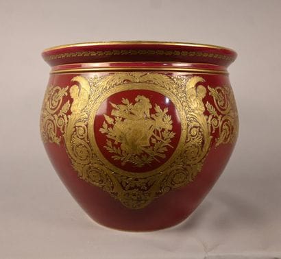 Cache-pot en porcelaine de Sèvres, période...