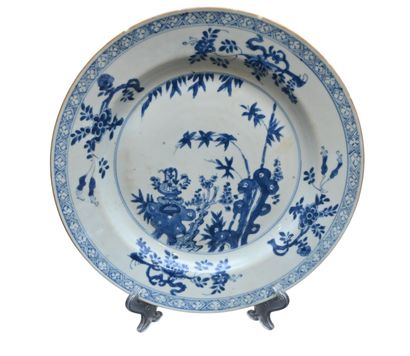 Assiette en porcelaine chinoise bleue et...