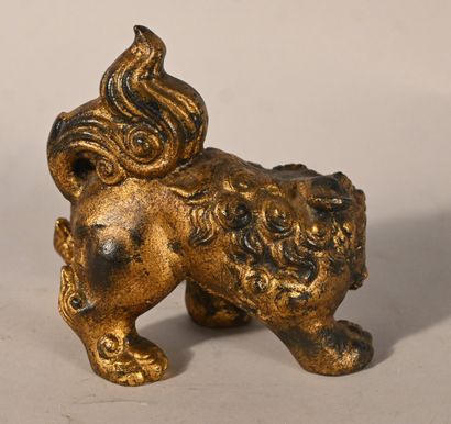 Lion chinois ancien (Shishi / chien de Fô)...