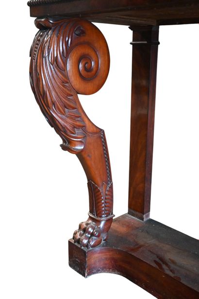 Console d’époque Empire en placage d’acajou...