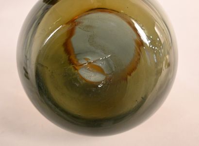 Vase en verre soufflé multicouche, dans le...