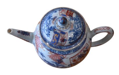 Théière en porcelaine Imari – Chine, dynastie...