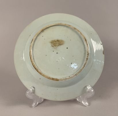 Assiette d’exportation chinoise au décor...