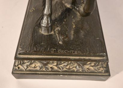 Cavalier en bronze signé T. Gechter, XIXe...