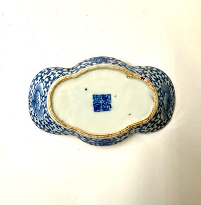 Rinçoir à pinceaux en porcelaine bleue et...