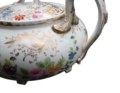 Paris porcelain teapot, Jacot Petite, circa...