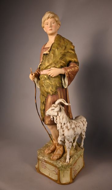 Paire de figures de bergers en porcelaine...