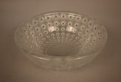 Coupe en cristal pressé, Nemours, Lalique...