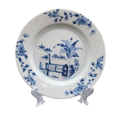 Assiette en porcelaine chinoise bleu et blanc,...