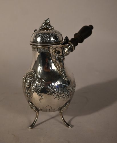 Solid silver tripod chocolatier in the Louis...