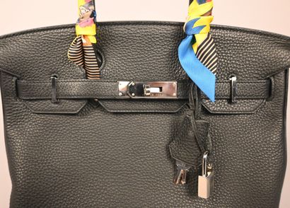 Hermès Birkin 30 – Sac en cuir grainé noir,...