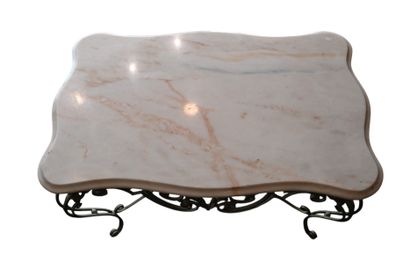 Table en fer forgé et marbre blanc, début...