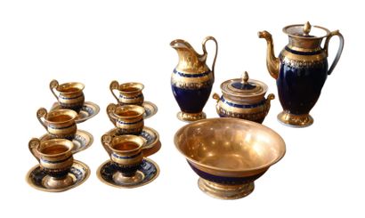 Paris porcelain coffee service, Empire period,...