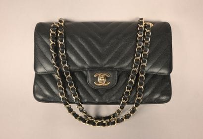 CHANEL Classic Flap – Sac en cuir caviar...