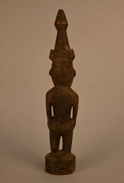 Sepik - Papua New Guinea - Wooden male figure...