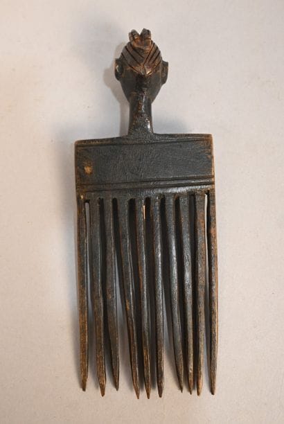 Peigne anthropomorphe Chokwe – RD Congo /...