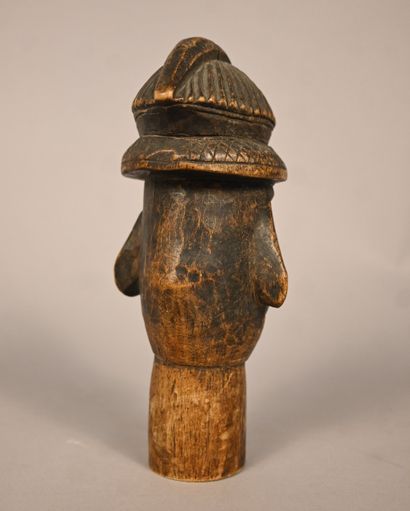 Tête Yaka, élément de sculpture, RD Congo,...