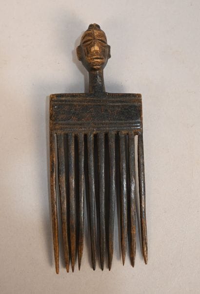 Peigne anthropomorphe Chokwe – RD Congo /...