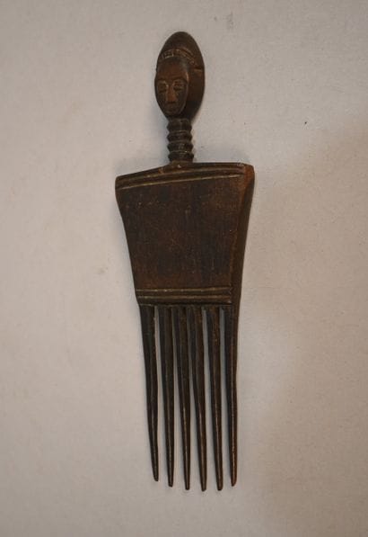 Peigne anthropomorphe Akan – Ghana – première...