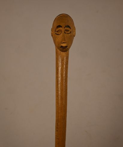 Bâton à tête anthropomorphe Tabwa – région...
