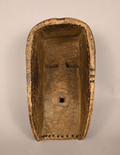 Masque Songye – RD Congo – première moitié...