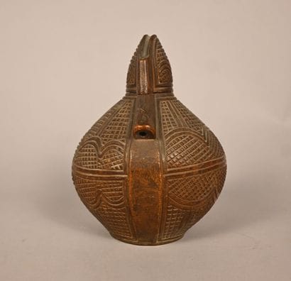 Corne à poudre – Kongo, RD Congo – début...