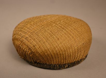 Coupe Tutsi en fibres végétales – Rwanda...