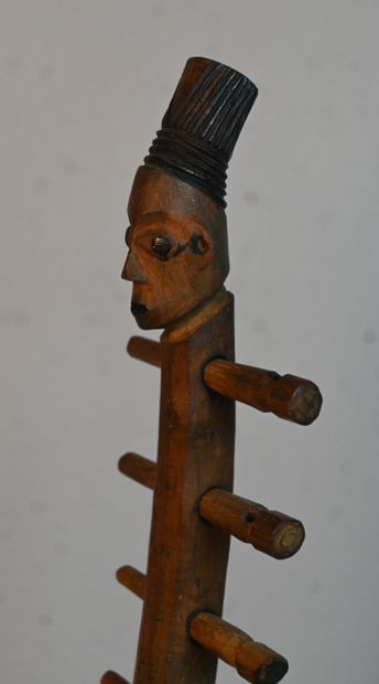 Harpe Mangbetu anthropomorphe – RD Congo...