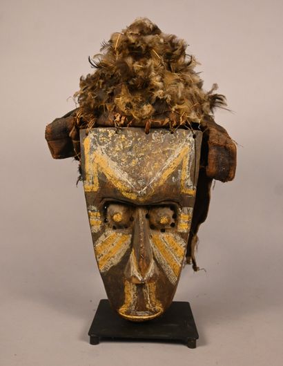 Masque Kuba avec coiffure en fibres et plumes,...