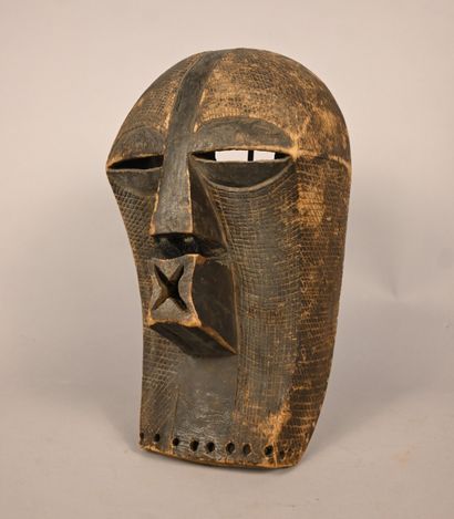 Masque Songye – RD Congo – première moitié...
