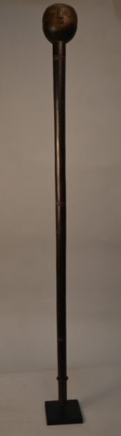 Tanzania - Anthropomorphic war club or stick/sceptre...
