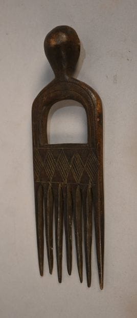 Peigne anthropomorphe Baoulé – Côte d’Ivoire...