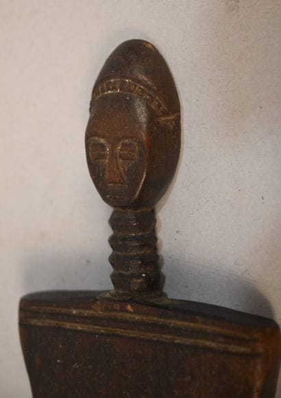 Peigne anthropomorphe Akan – Ghana – première...