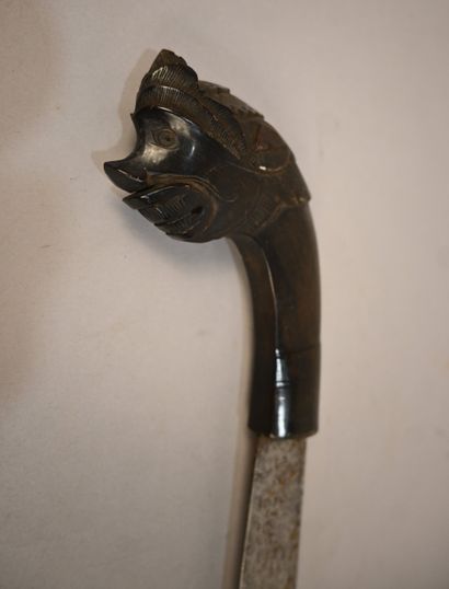 Balinese knife with carved horn handle -...