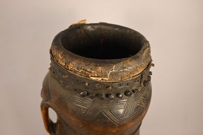 Tambour anthropomorphe Kuba – RD Congo –...