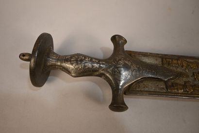 Indo-Persian sword with brass inlays - India...