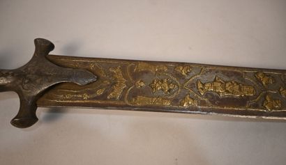 Indo-Persian sword with brass inlays - India...