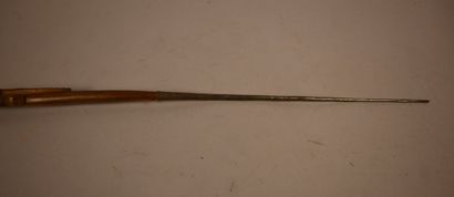 Sceptre Téké en bois avec pointe en fer –...