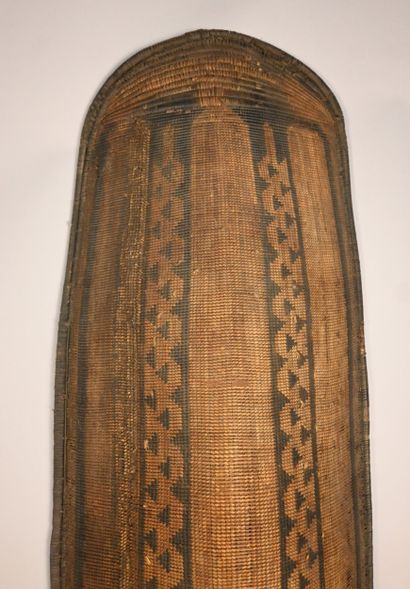 Ngombe raffia shield - DR Congo - early 20th...