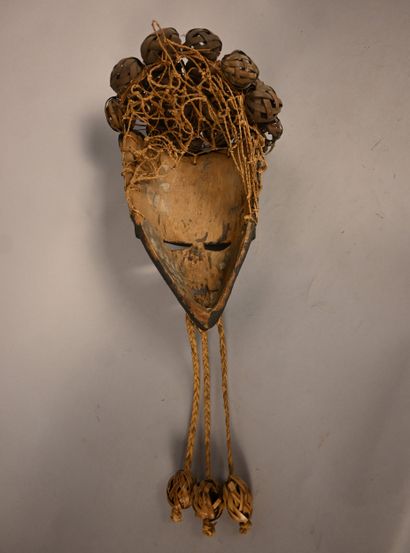 Mukinka Salampasu mask, DR Congo, wood, fiber...