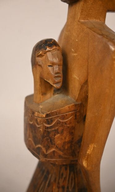 Statue de maternité Bembe – République démocratique...