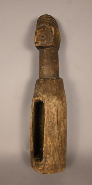 Tambour à fente Yaka Zombo, RD Congo, première...