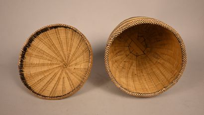 Panier Tutsi couvert, Rwanda, première moitié...