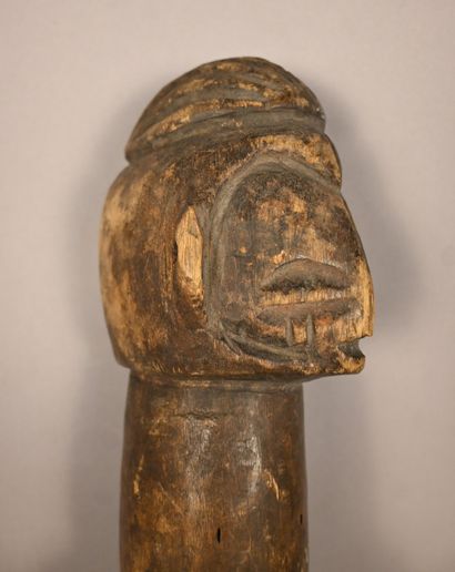 Tambour à fente Yaka Zombo, RD Congo, première...