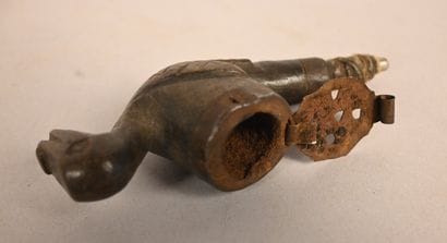 Pipe zoomorphe Yaka – RD Congo – première...