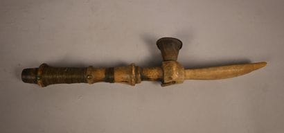 Pipe Kota – Gabon – Première moitié du XXe...