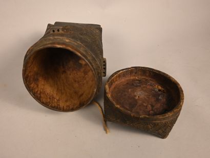 Boîte Kuba sculptée à décor géométrique –...