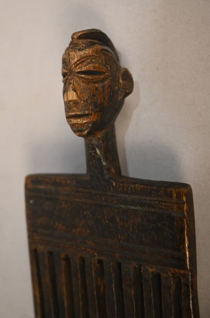 Peigne anthropomorphe Chokwe – RD Congo /...