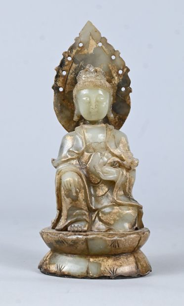 Jadeite statuette representing Guanyin seated...